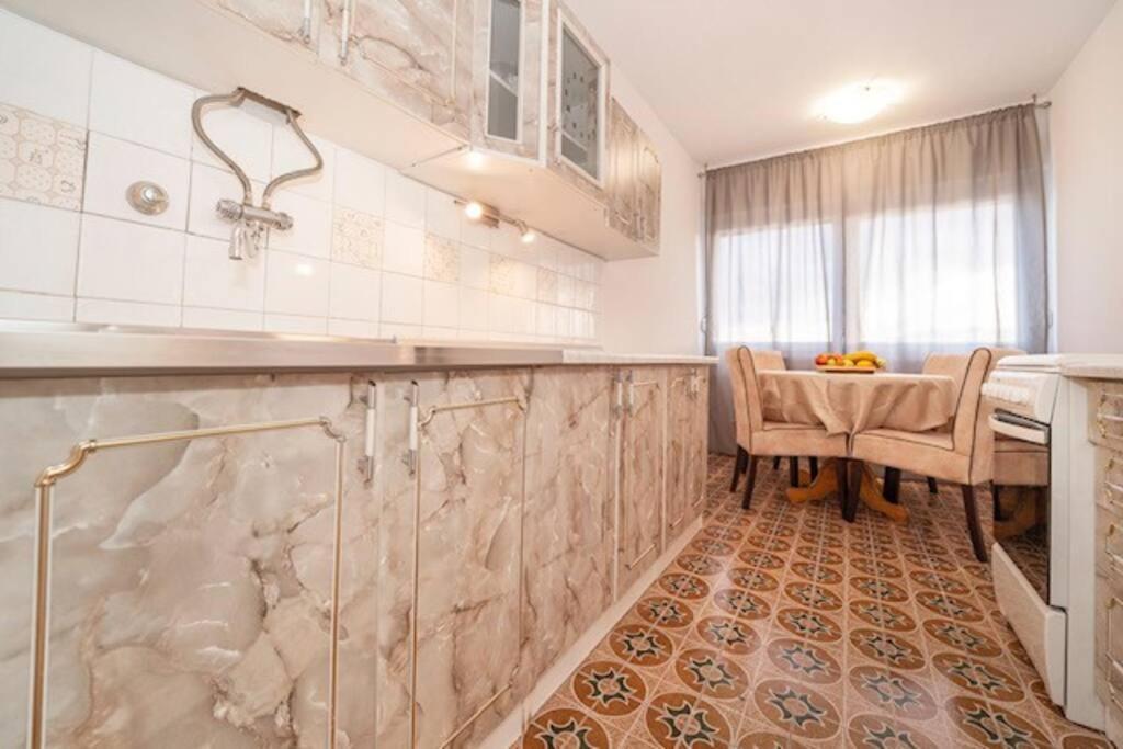 Sea City View W/ 2Bd 1Bt Free Street Parking Rijeka Ngoại thất bức ảnh